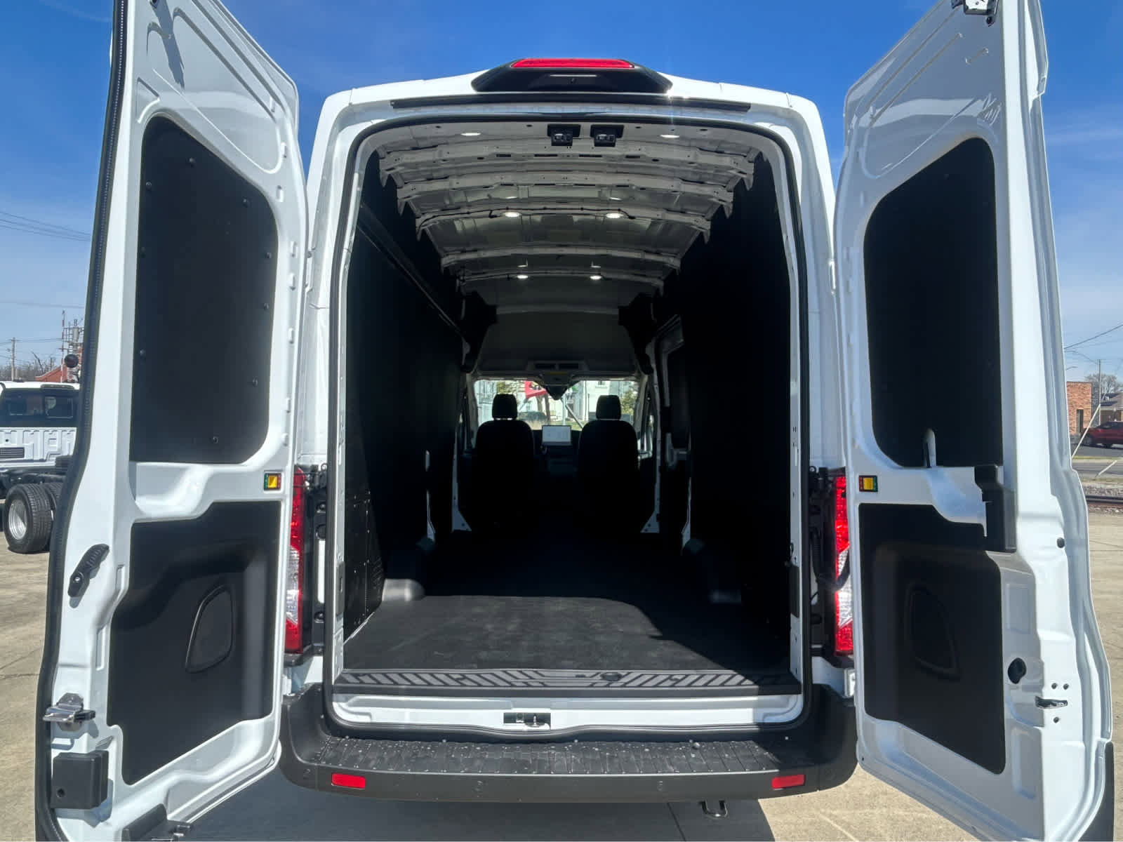 New 2026 Ford Transit 350 148 High Roof Extended image 6