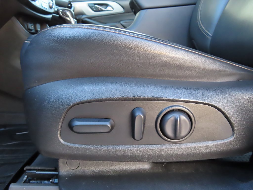 Certified 2021 Chevrolet Traverse RS image 7