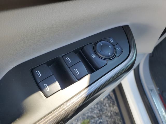 Used 2017 GMC Acadia SLT image 9