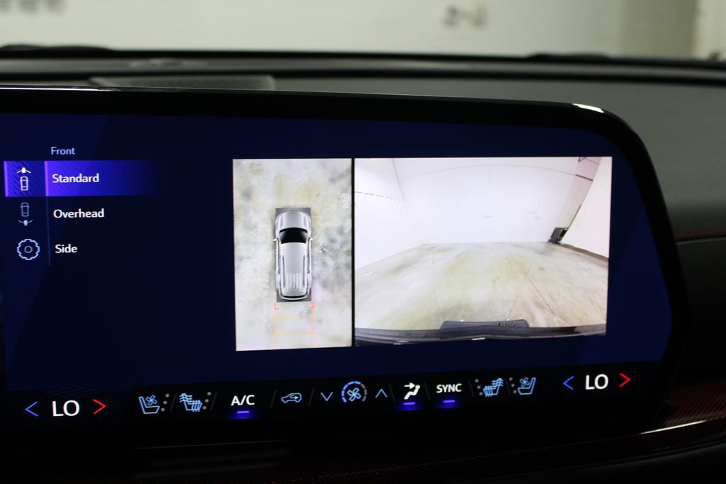 New 2026 Chevrolet Traverse RS w/ LPO, Floor Liner Package FWD image 56
