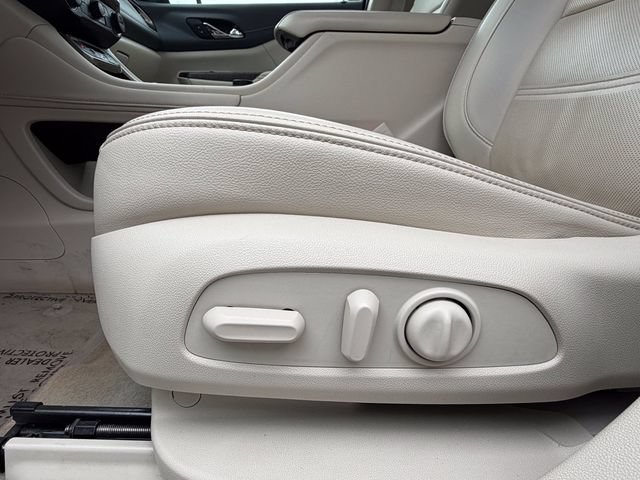 Used 2023 GMC Acadia Denali AWD/4WD image 13