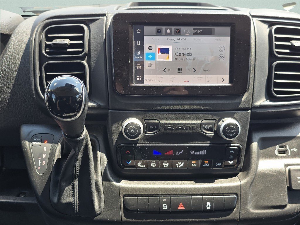Used 2025 RAM ProMaster 2500 FWD image 4