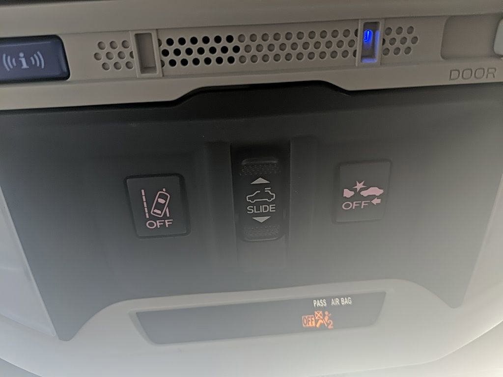 Used 2023 Subaru Forester Premium image 31