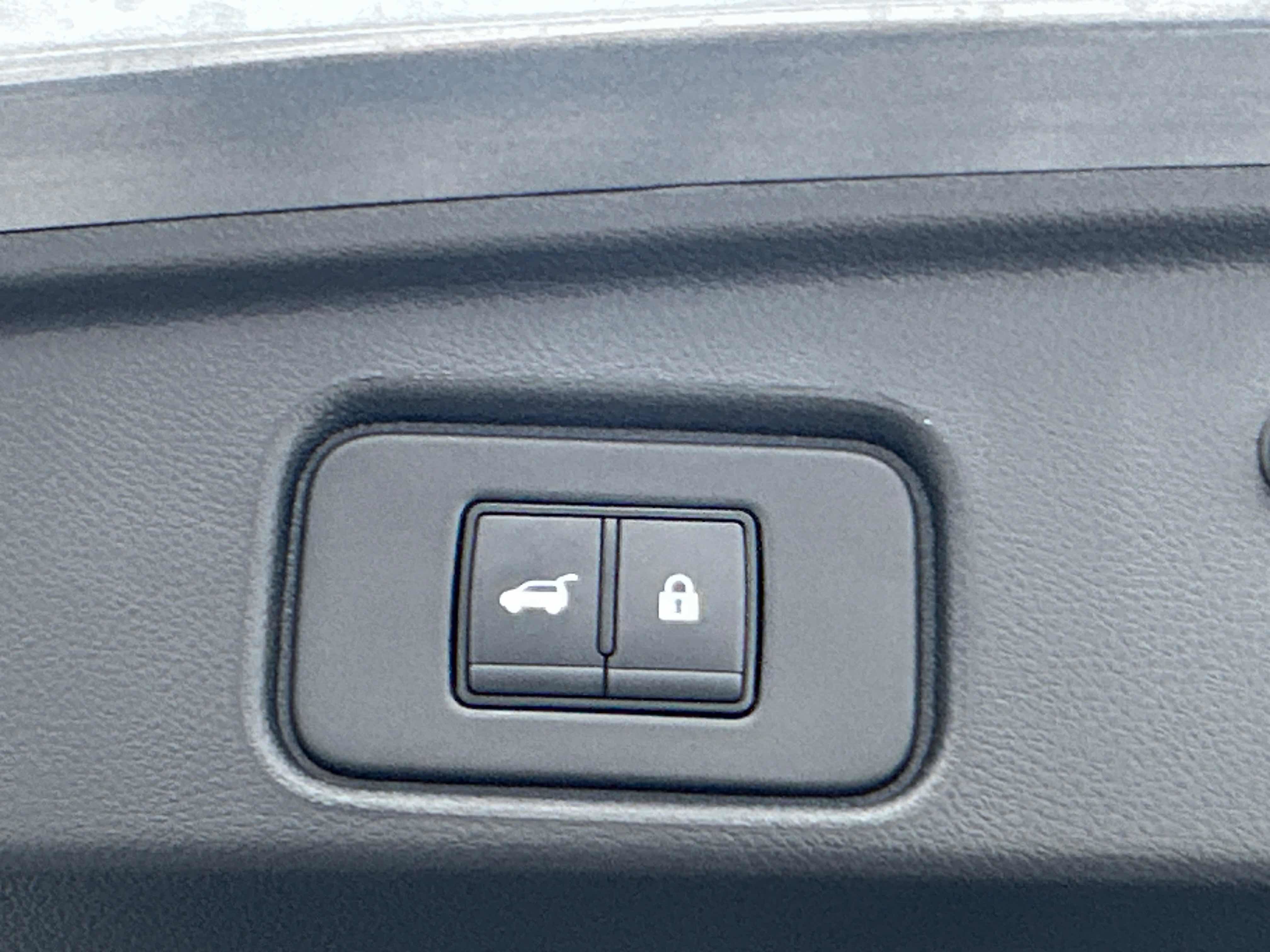 New 2026 Nissan Pathfinder SV image 19