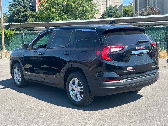 Used 2024 GMC Terrain SLE AWD/4WD image 7