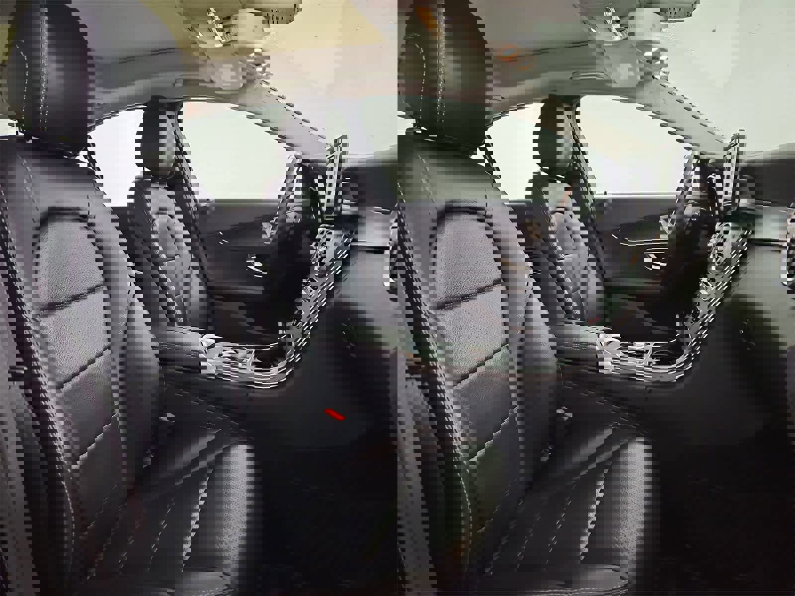 Used 2017 Mercedes-Benz C 300 Sedan image 23