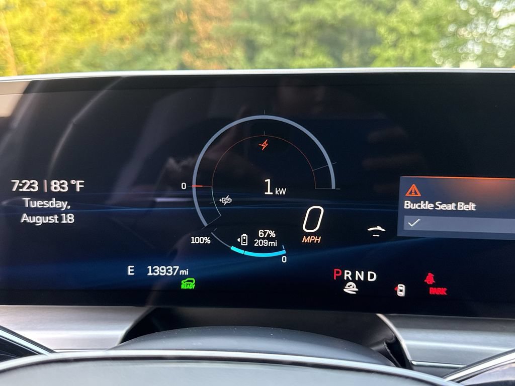 Used 2024 Cadillac Lyriq Sport AWD/4WD image 10