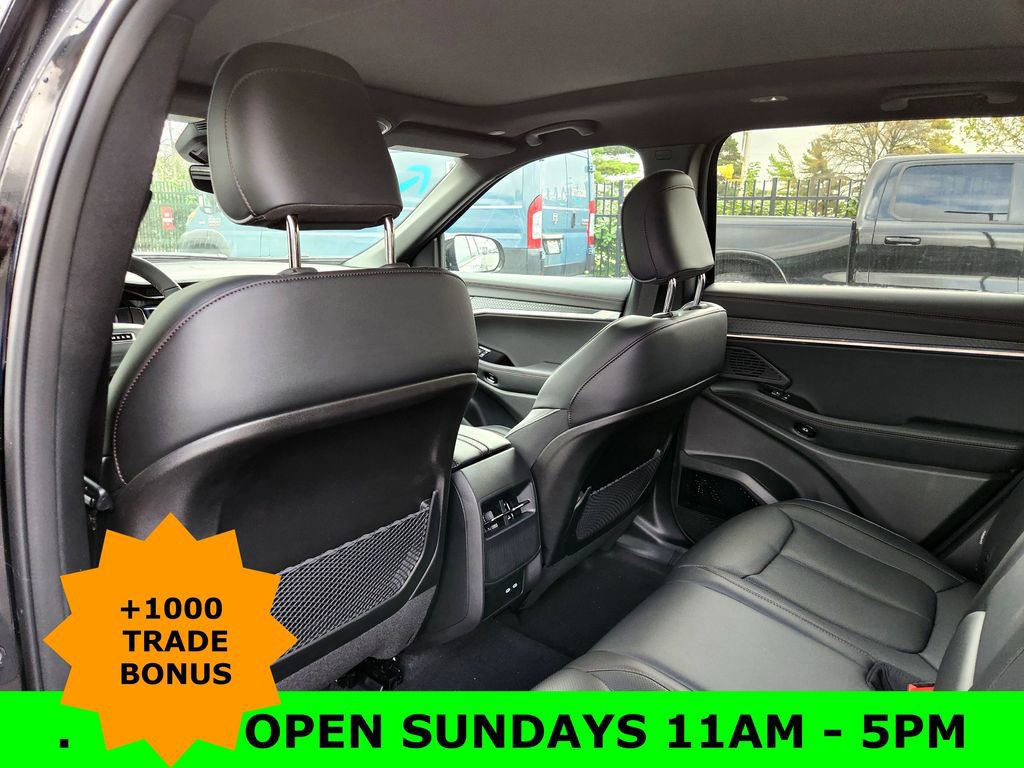 New 2025 Jeep Wagoneer S Limited image 17