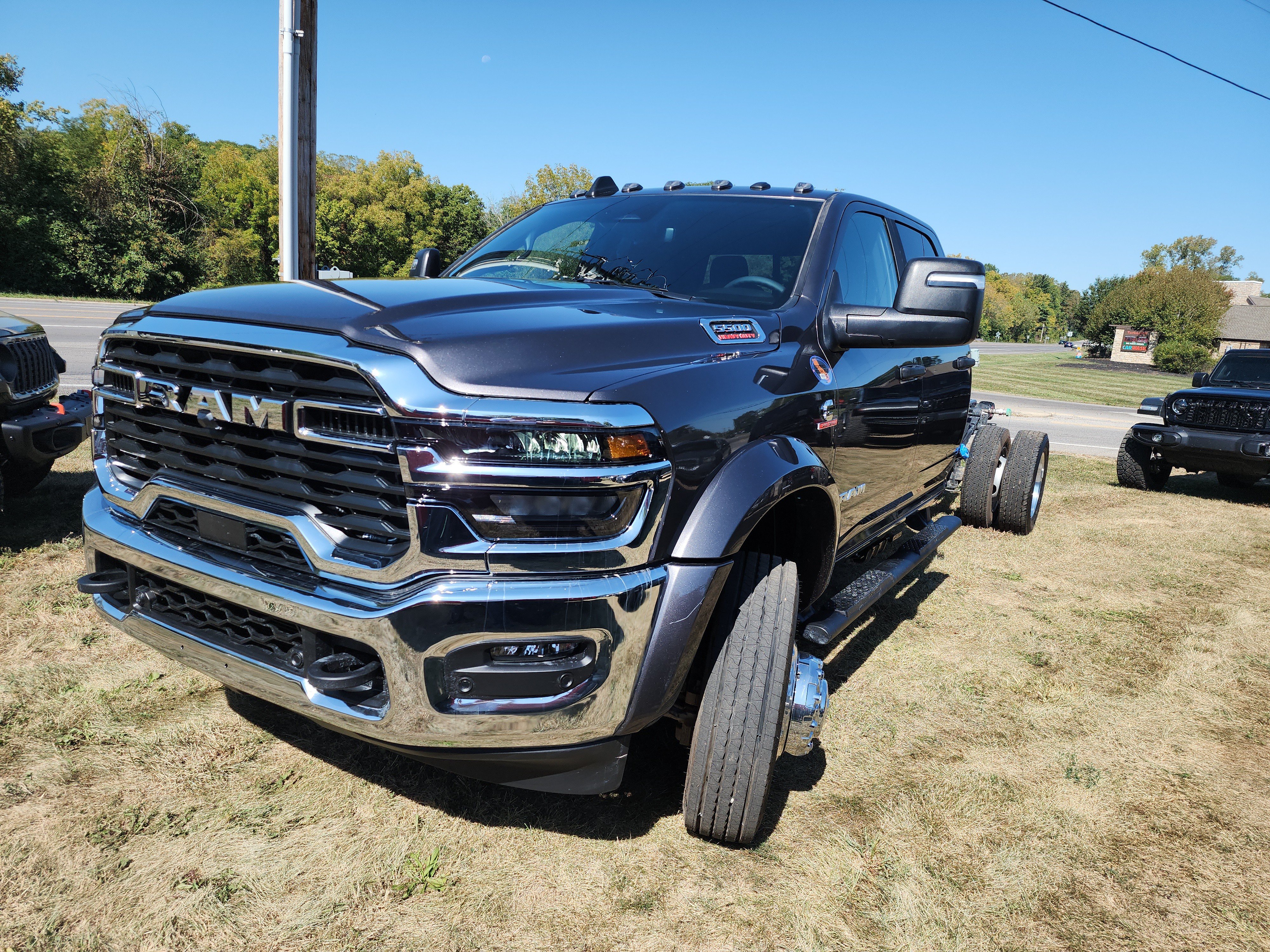 New 2026 RAM 5500 4x4 Crew Cab image 19