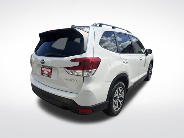 Used 2024 Subaru Forester Premium AWD/4WD image 5