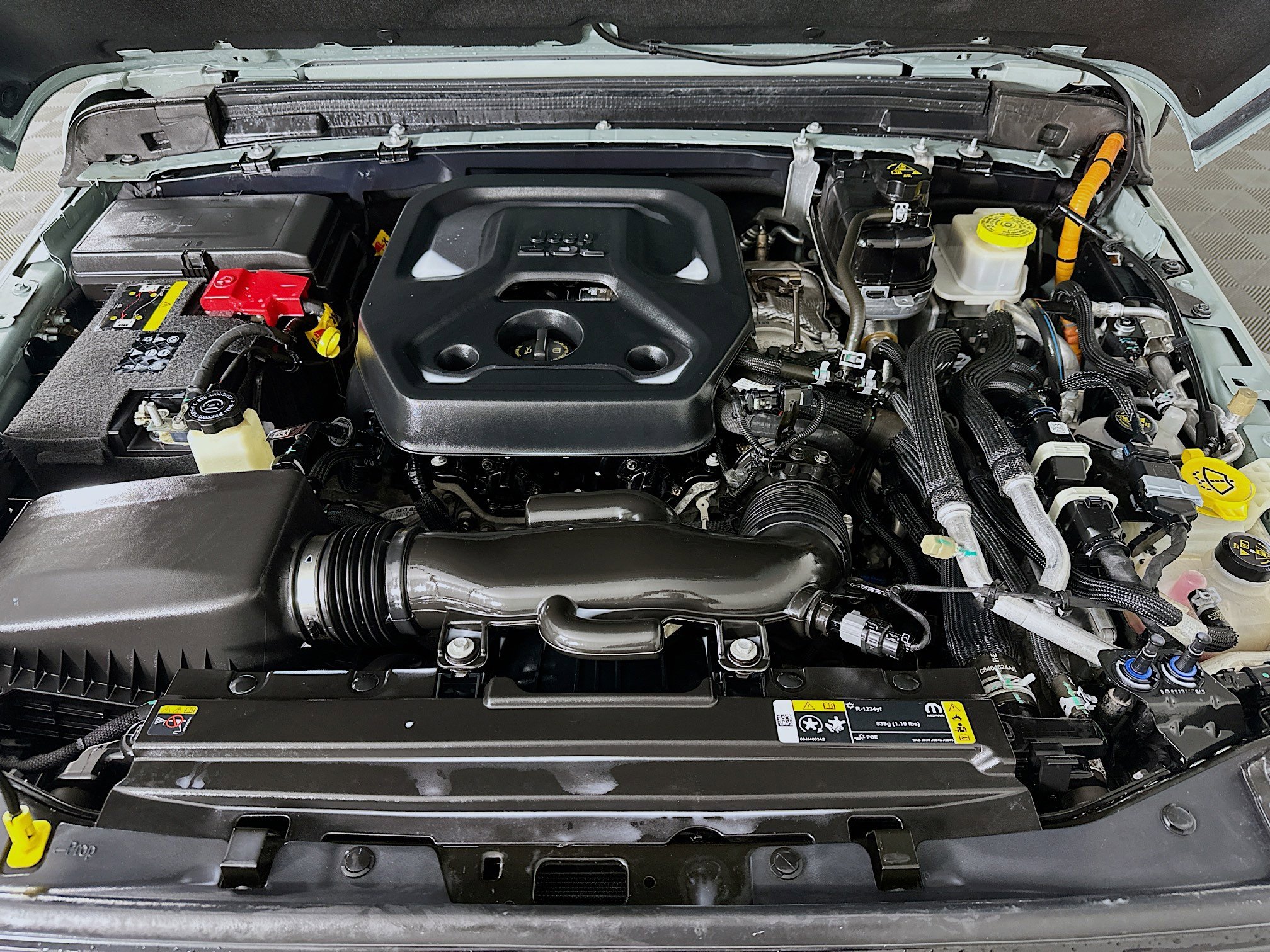 Used 2023 Jeep Wrangler Unlimited w/ 8.4" Radio Group AWD/4WD image 32