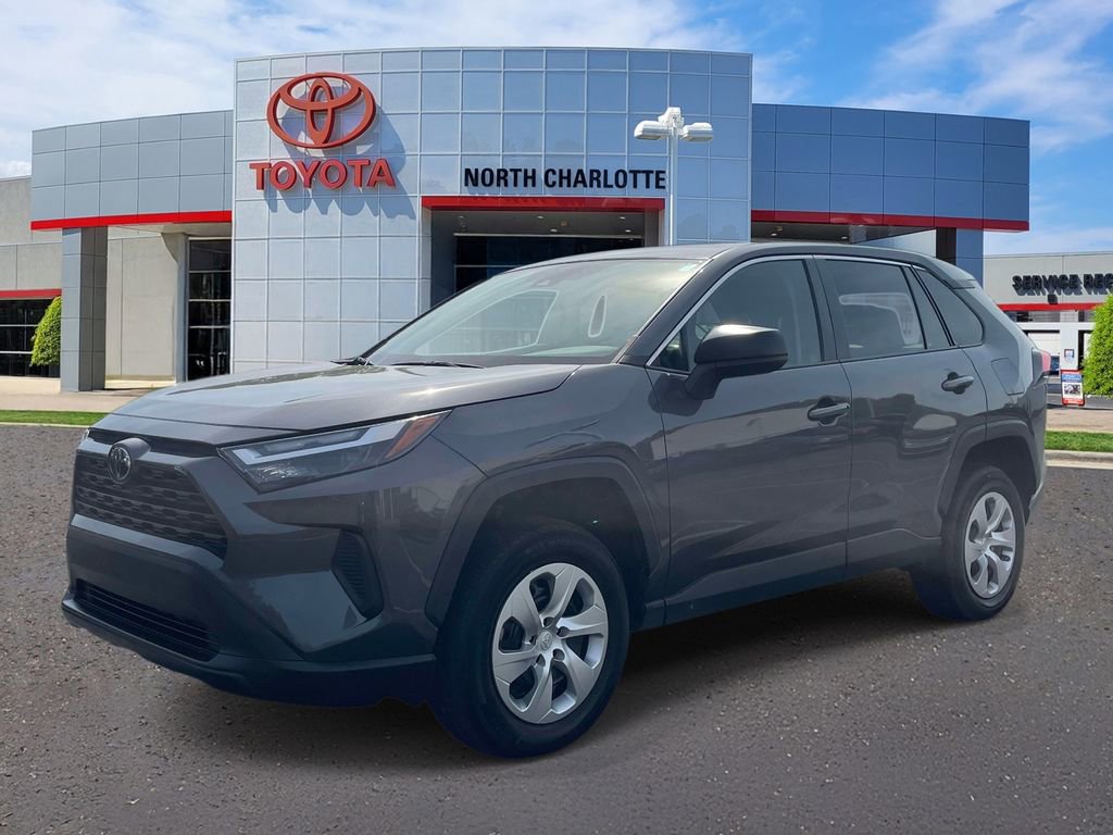 Used 2023 Toyota RAV4 LE image 4