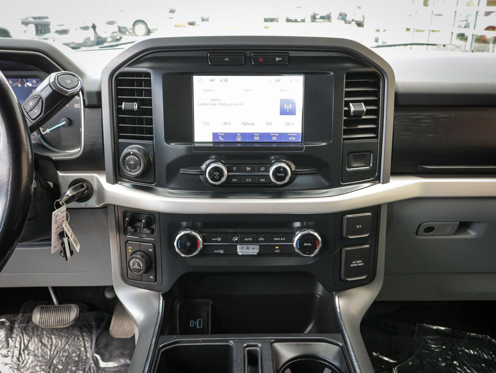 Used 2022 Ford F150 XLT w/ Equipment Group 301A Mid image 18