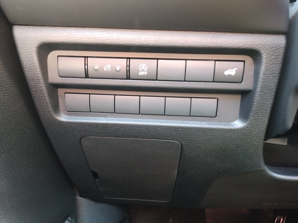 New 2026 Mitsubishi Outlander AWD image 22