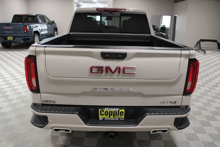 New 2026 GMC Sierra 1500 AT4 w/ AT4 Premium Package AWD/4WD image 11