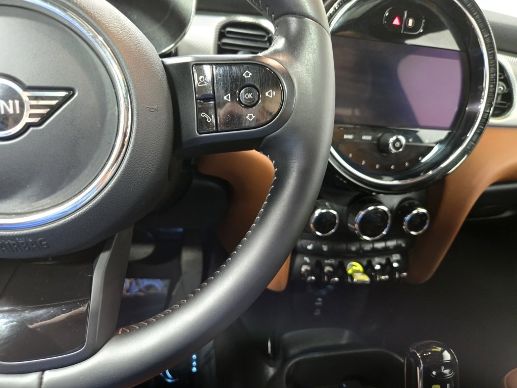 Used 2024 MINI Cooper SE image 15