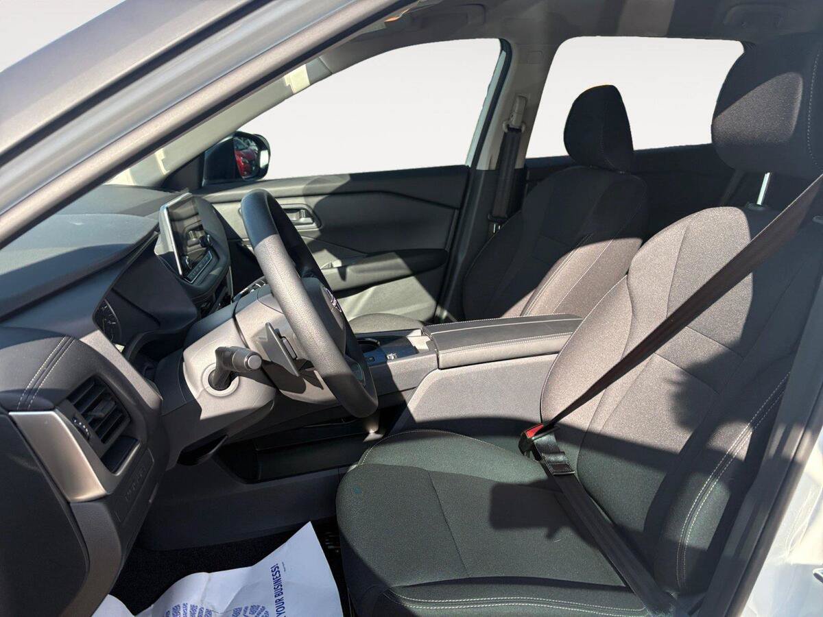 New 2026 Nissan Rogue S FWD image 9