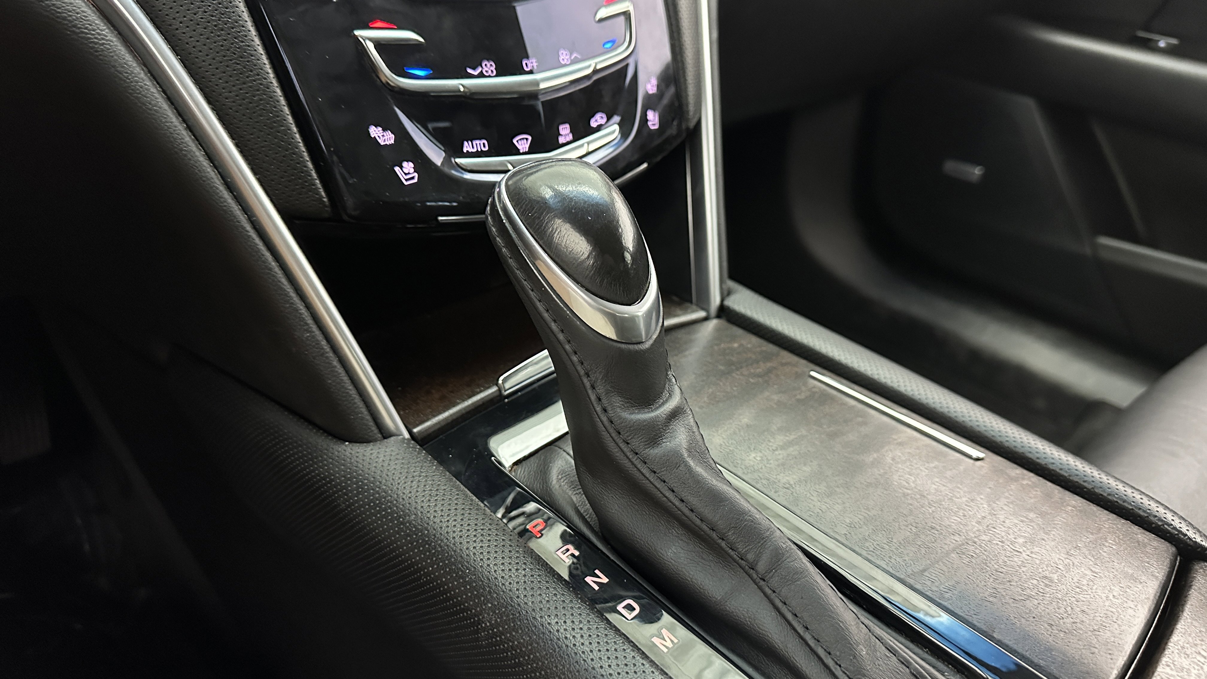 Used 2019 Cadillac XTS Luxury image 18