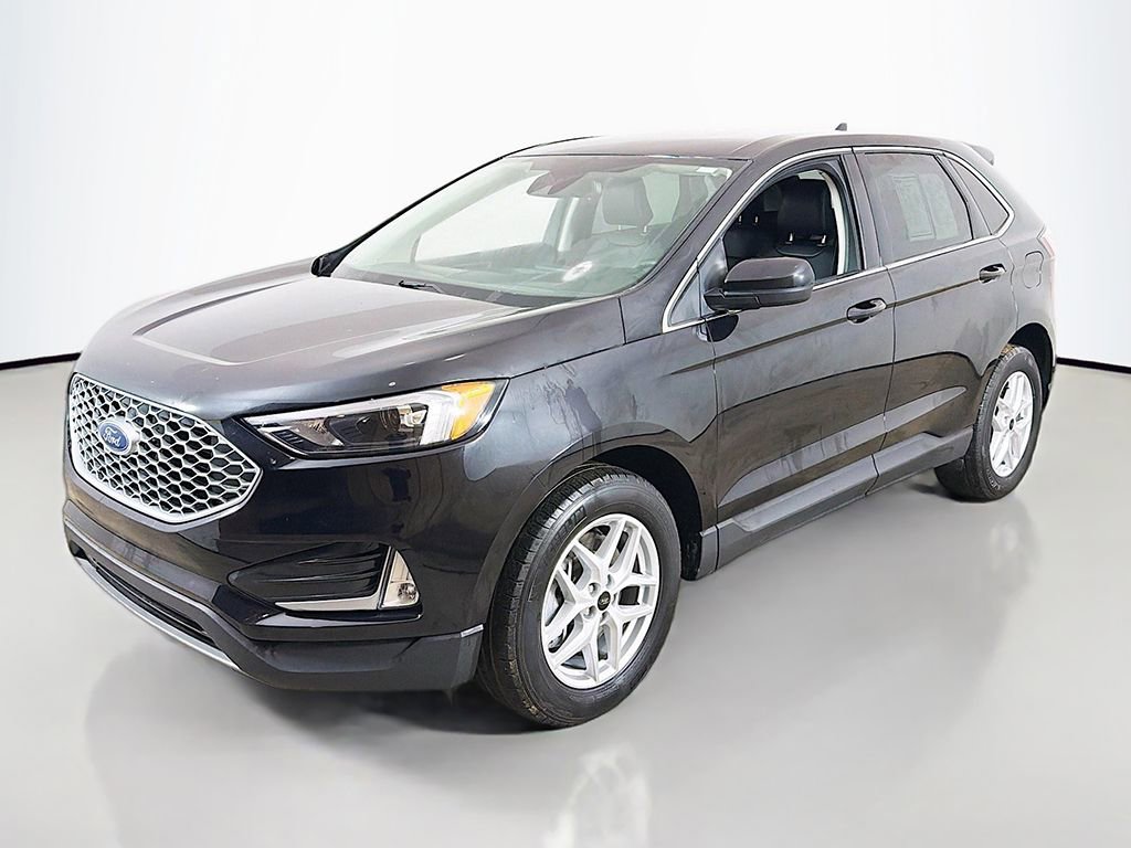 Used 2023 Ford Edge SEL w/ Convenience Package image 5