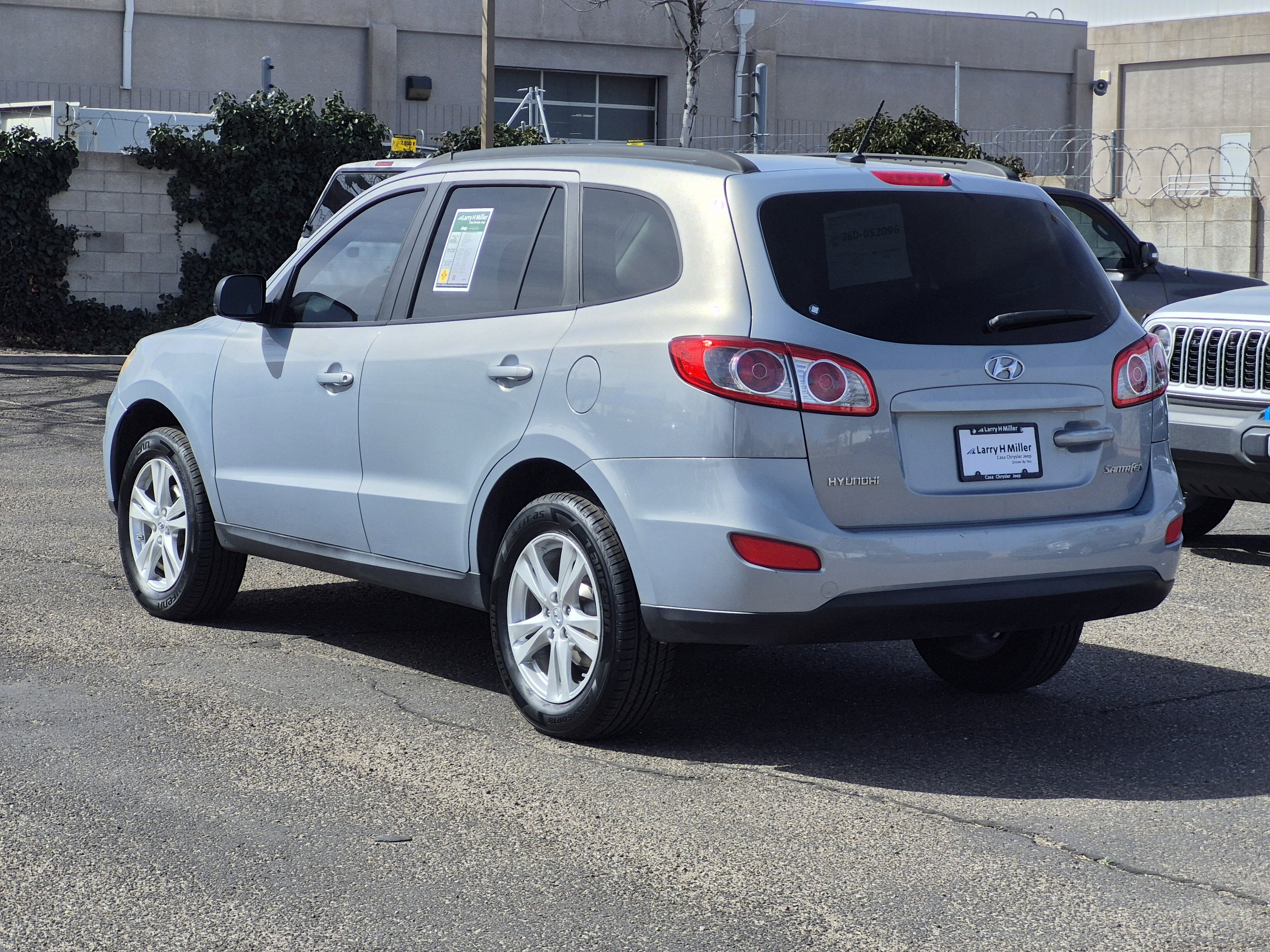 Used 2010 Hyundai Santa Fe GLS w/ Summer Event Pkg 21 image 5