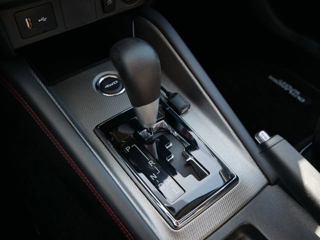 Used 2018 Mitsubishi Outlander Sport ES AWD/4WD image 23