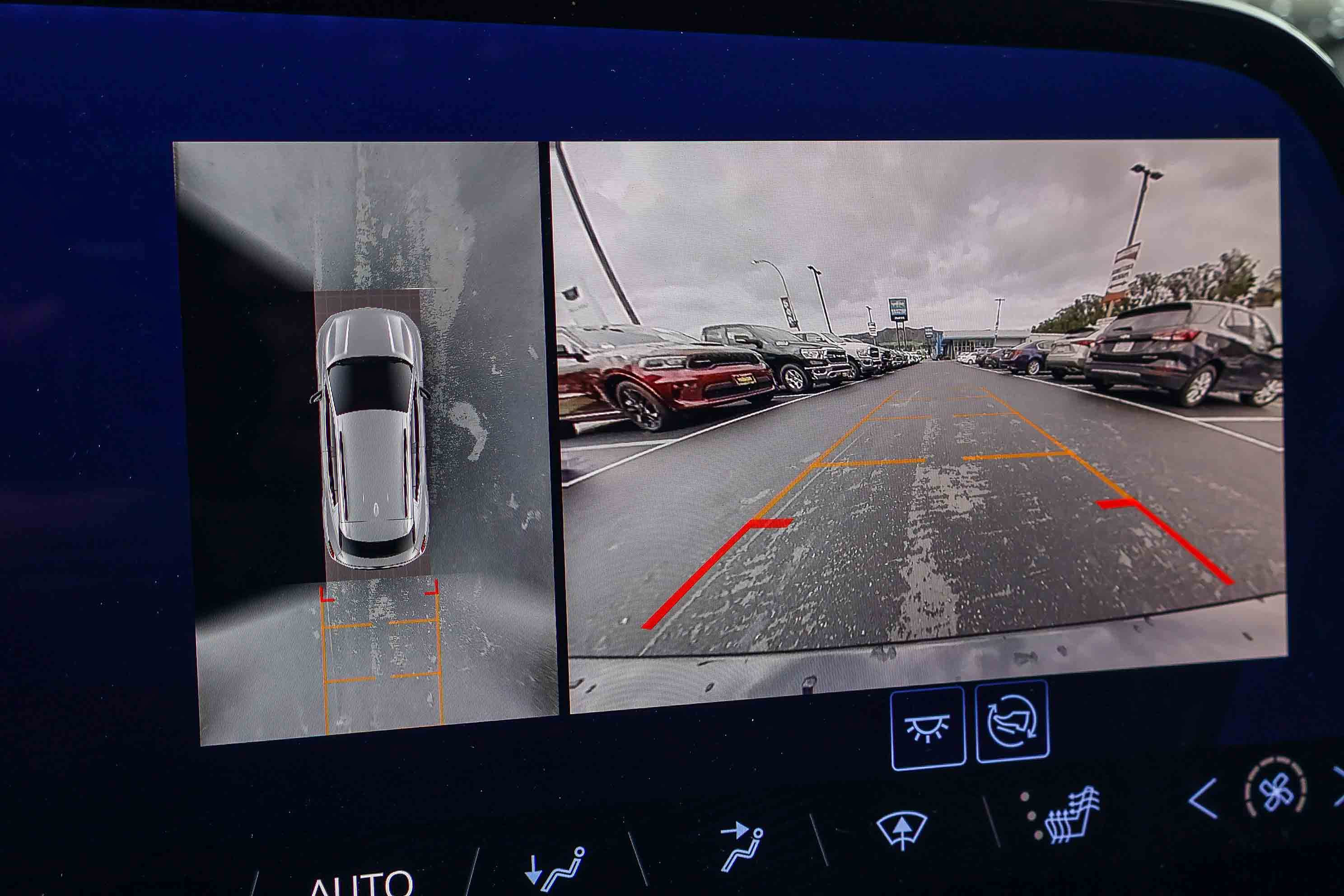 Used 2024 Chevrolet Equinox EV LT w/ LPO, Active Package image 6