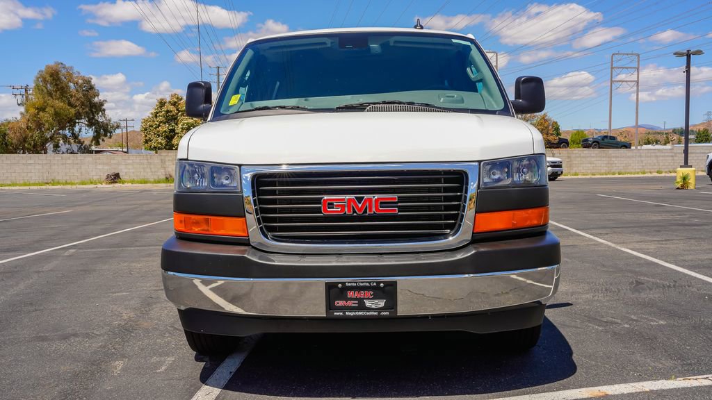 New 2026 GMC Savana 3500 LT w/ LT Preferred Equipment Group RWD image 4