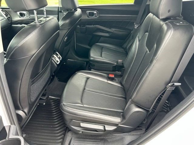 Used 2023 Kia Sorento SX AWD/4WD image 36