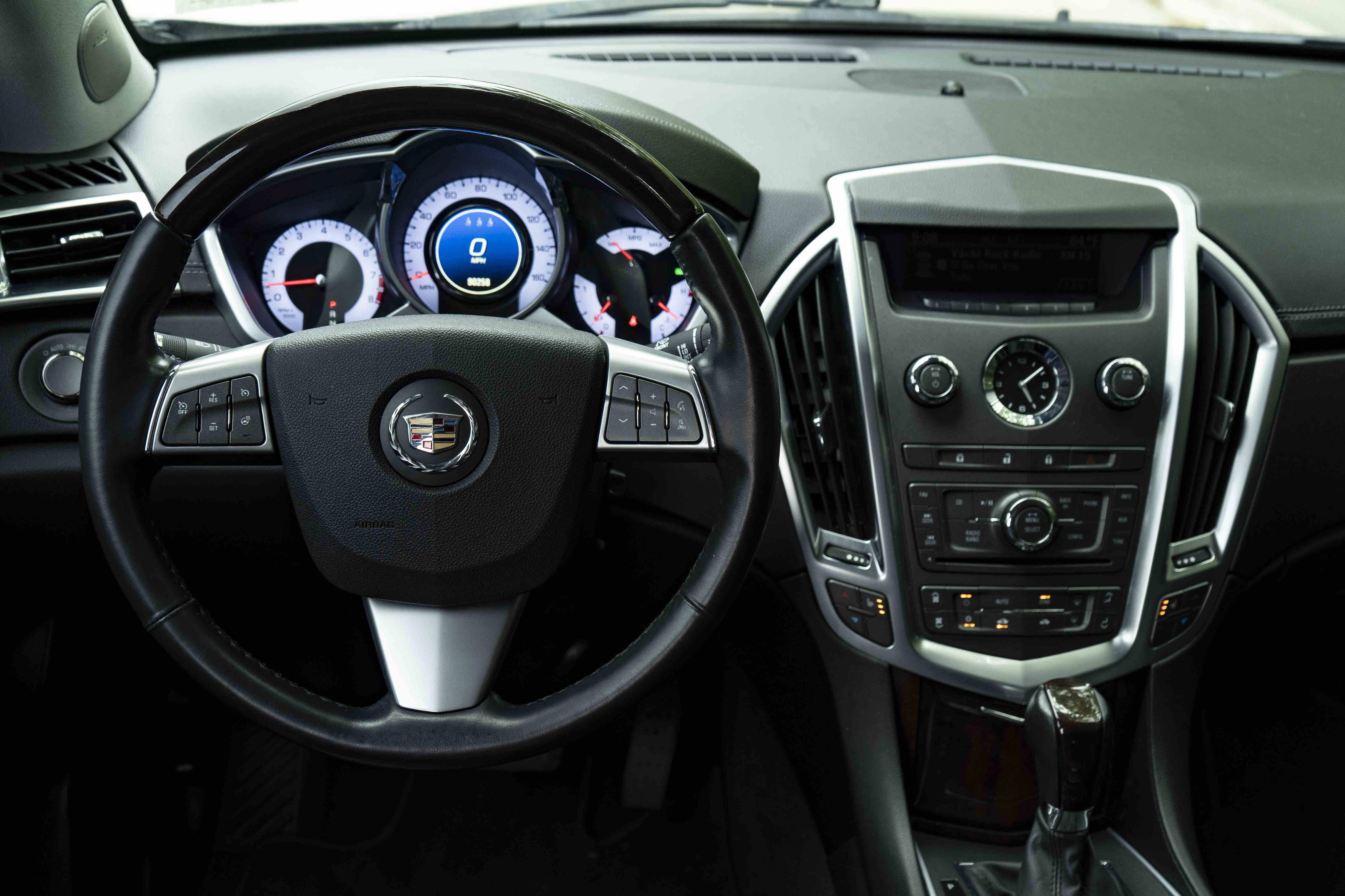 Used 2012 Cadillac SRX Luxury FWD image 19