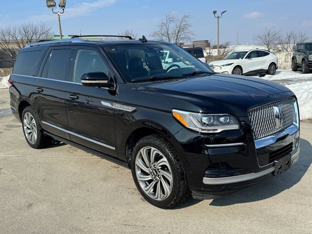 Used 2022 Lincoln Navigator L Reserve image 6