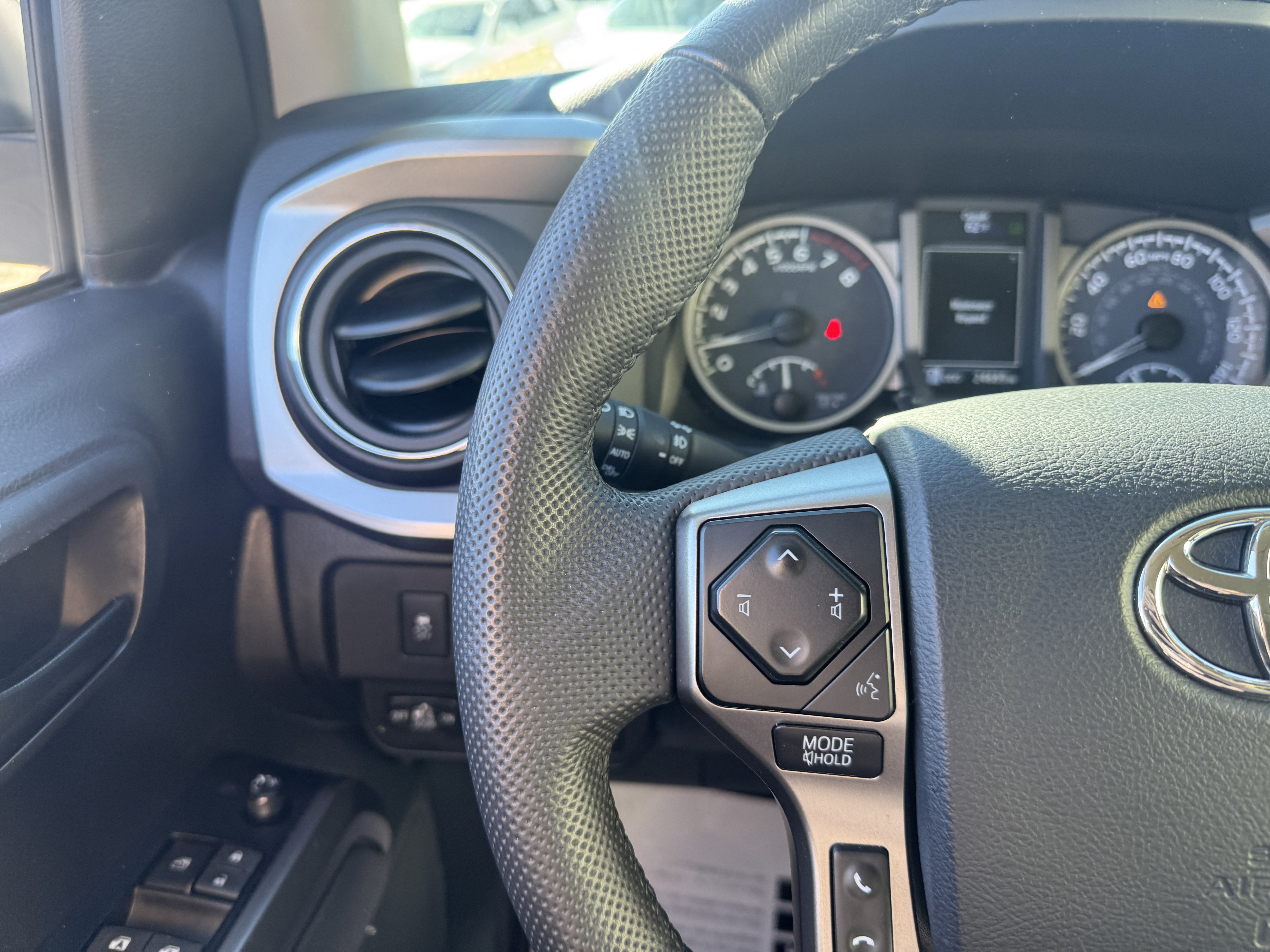 Certified 2023 Toyota Tacoma SR5 image 22