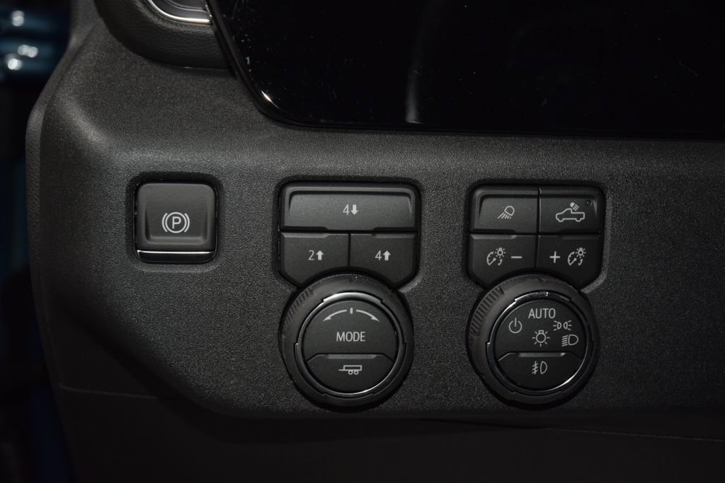New 2026 Chevrolet Silverado 3500 LT w/ All Star Edition AWD/4WD image 39
