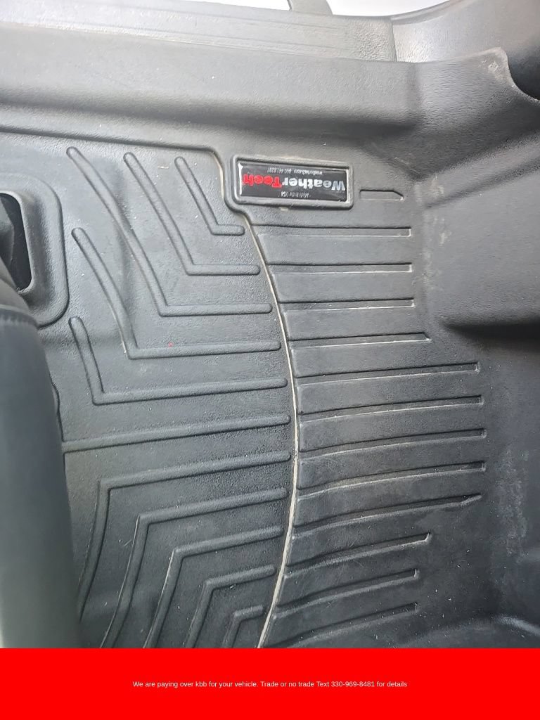 Used 2022 Nissan Pathfinder Platinum AWD/4WD image 13
