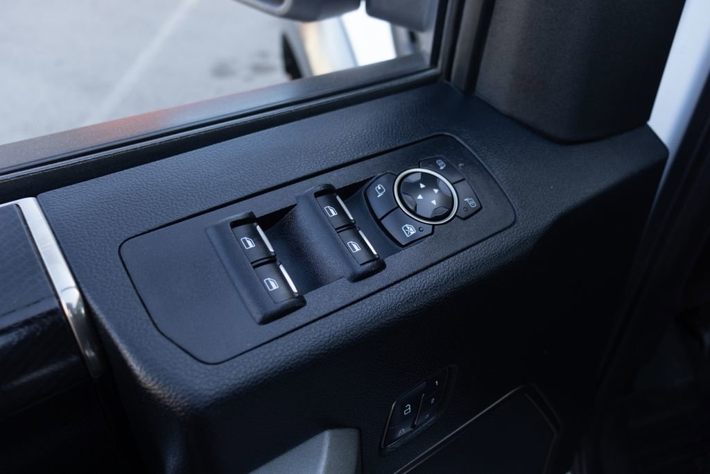 Used 2018 Ford F150 Raptor w/ Equipment Group 802A Luxury AWD/4WD image 19
