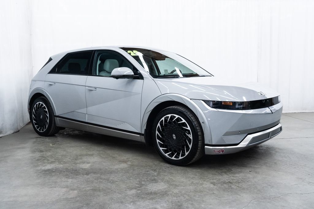Used 2024 Hyundai Ioniq 5 Limited image 1