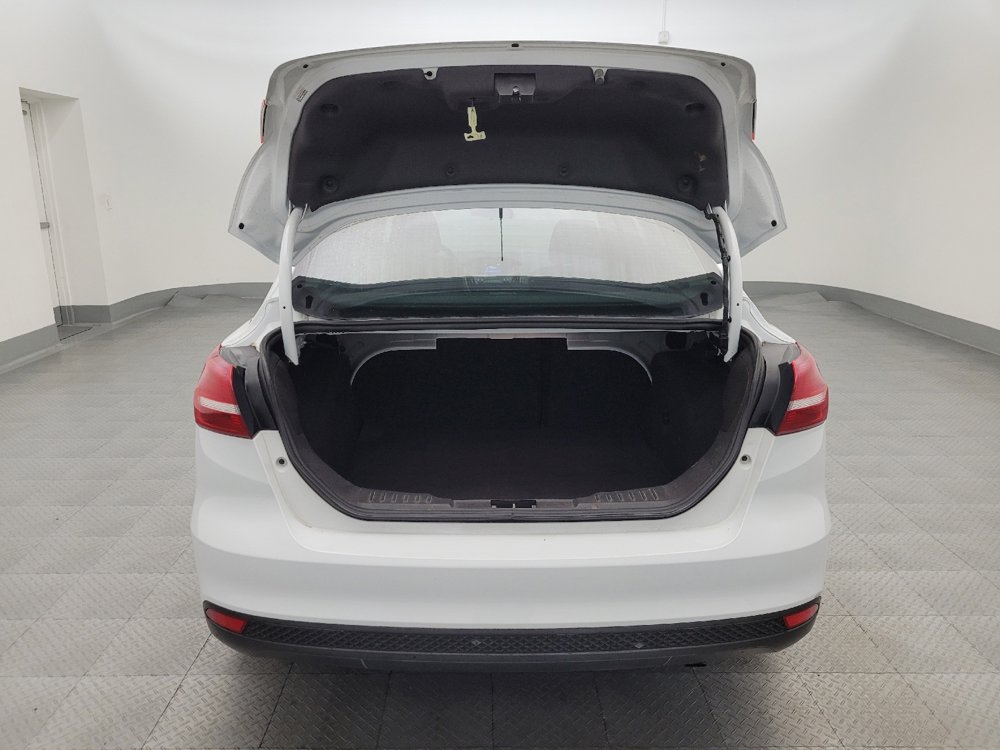 Used 2018 Ford Focus SE image 29