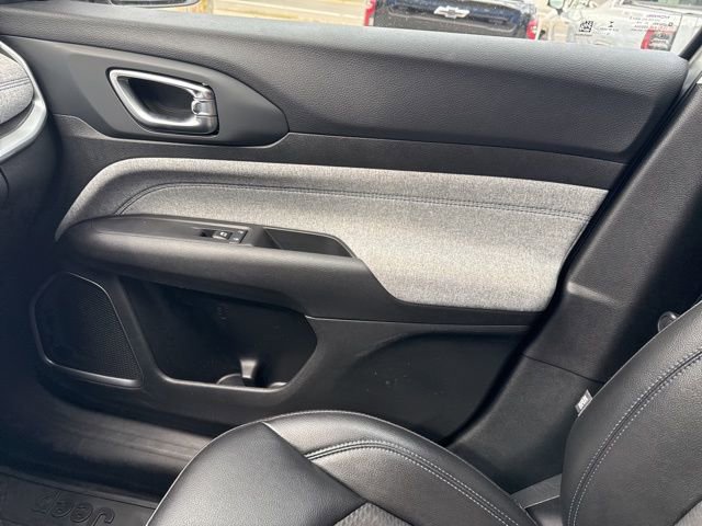 Used 2022 Jeep Compass Latitude w/ Convenience Group image 26