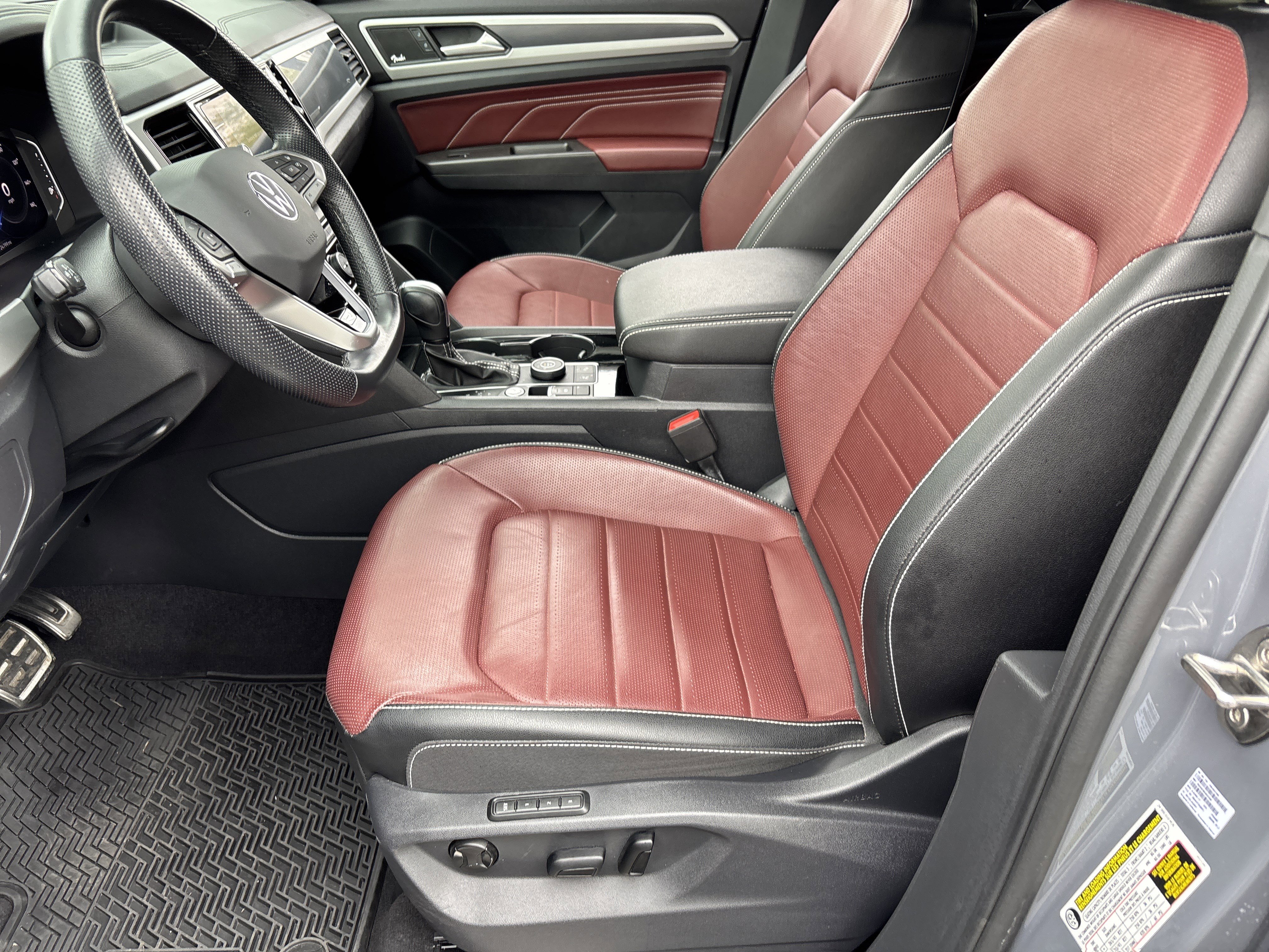 Used 2023 Volkswagen Atlas Cross Sport SEL Premium R-Line image 18