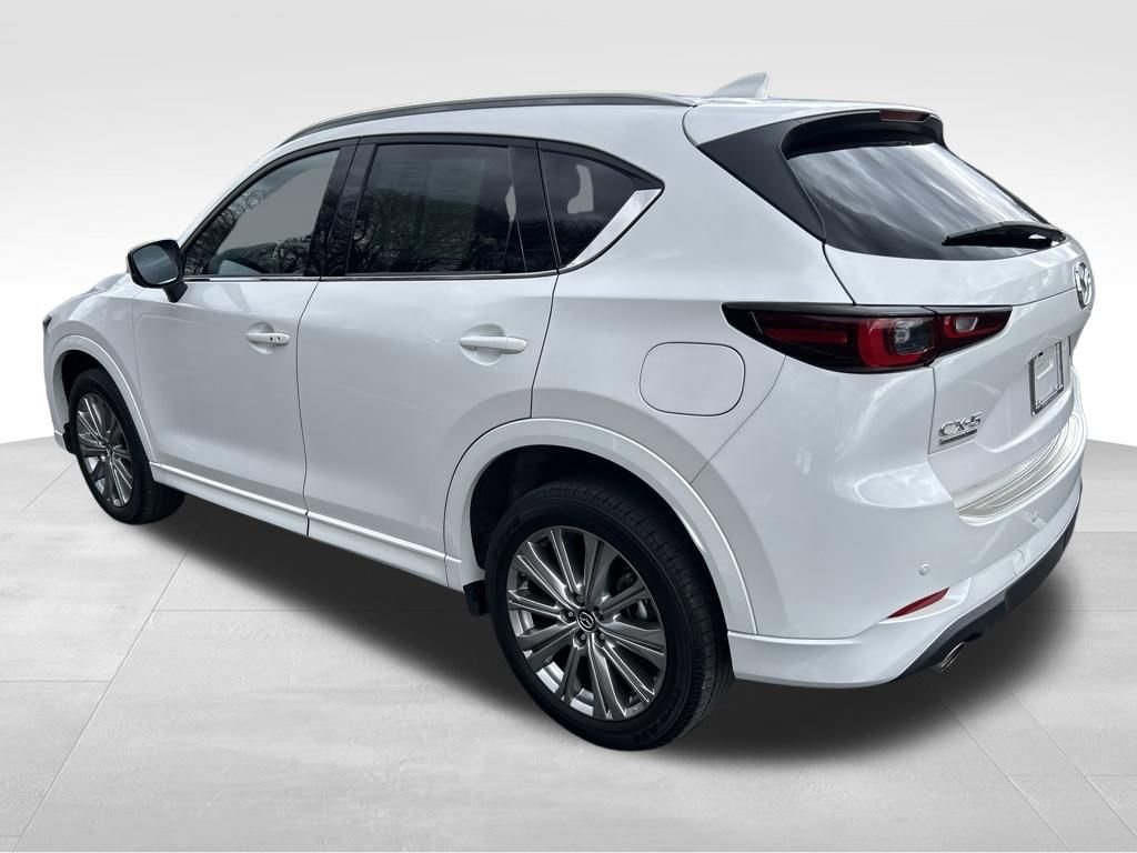 Used 2023 MAZDA CX-5 Signature image 3