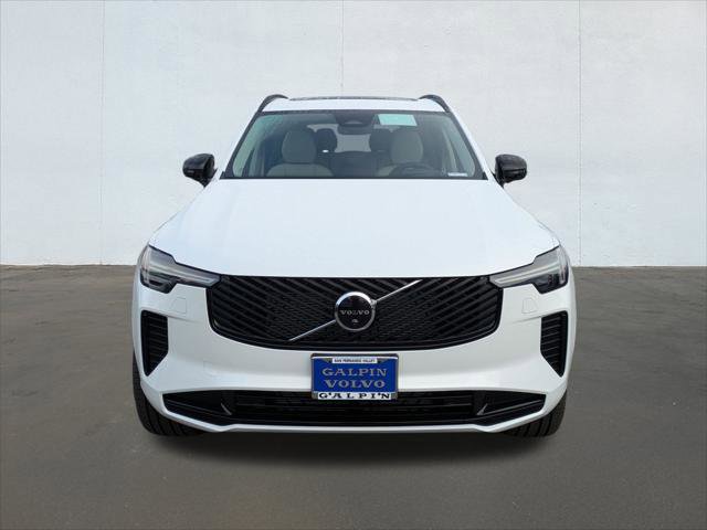 New 2026 Volvo XC90 B6 Ultra w/ Protection Package image 4