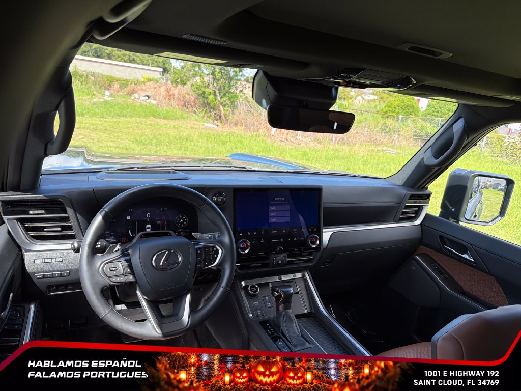 Used 2025 Lexus GX 550 w/ Cold Area Package AWD/4WD image 25