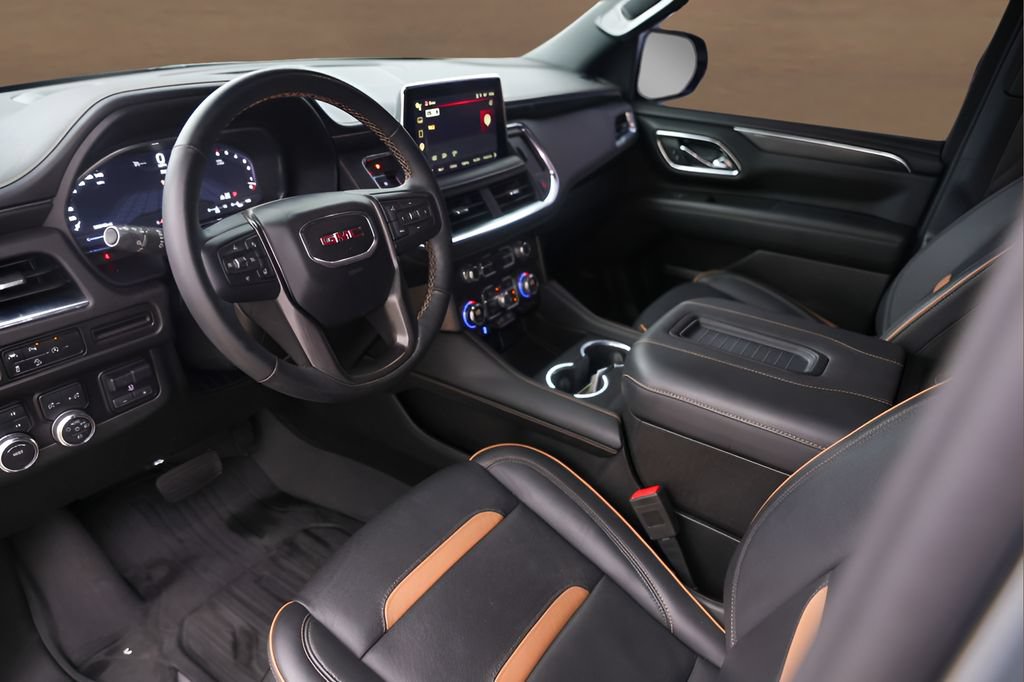Used 2023 GMC Yukon XL AT4 w/ LPO, Floor Liner Package AWD/4WD image 10