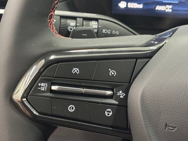 New 2026 Chevrolet Traverse RS AWD/4WD image 25