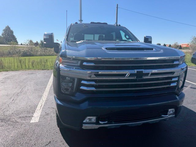 Used 2021 Chevrolet Silverado 3500 High Country w/ Z71 Off-Road Package AWD/4WD image 4