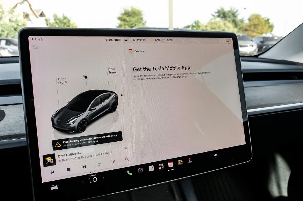 Used 2022 Tesla Model 3 Performance AWD/4WD image 26