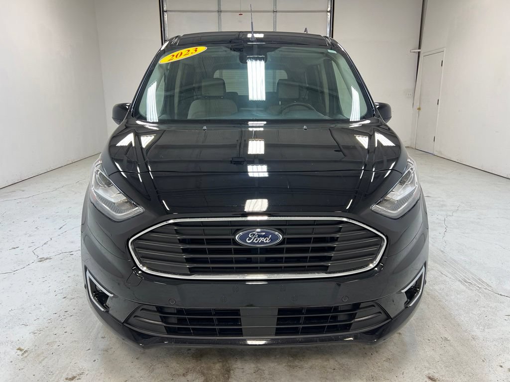 Used 2023 Ford Transit Connect Titanium FWD image 12
