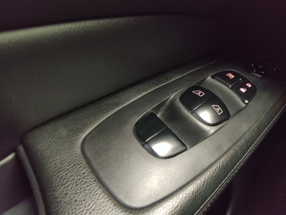 Used 2019 Nissan Pathfinder SL w/ SL Premium Package AWD/4WD image 27