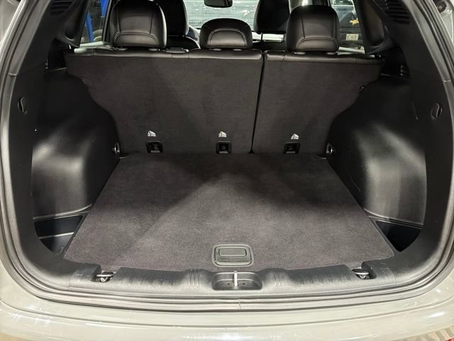 Used 2024 Jeep Compass Limited image 5