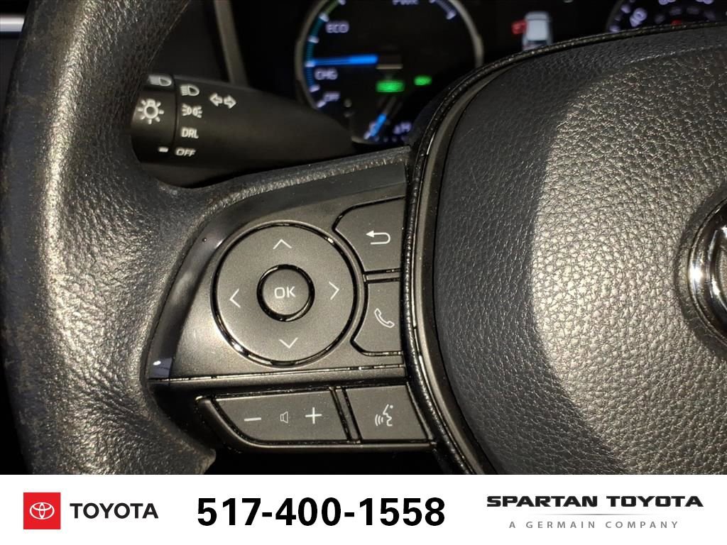 Used 2019 Toyota RAV4 LE w/ Carpet Mat Package image 16