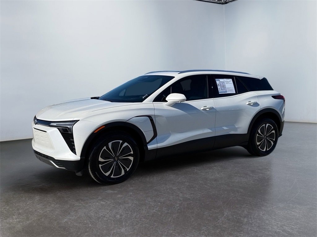 Used 2024 Chevrolet Blazer EV LT image 7